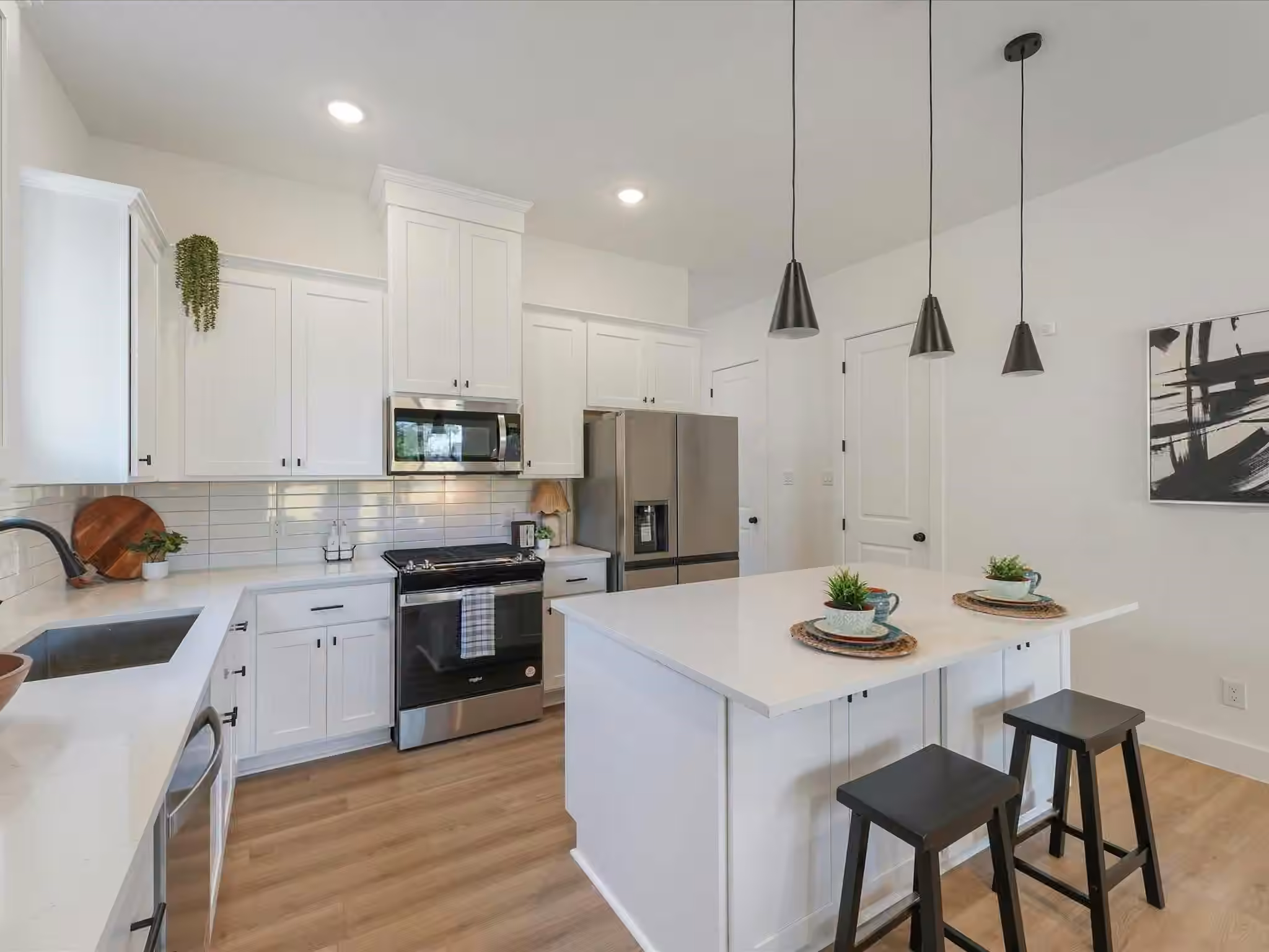 Photo 2 of 1911 Dewalt St, Houston, TX
