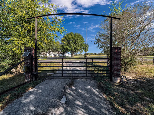 Photo 6 of 32601 Rogers Road, Fulshear, TX