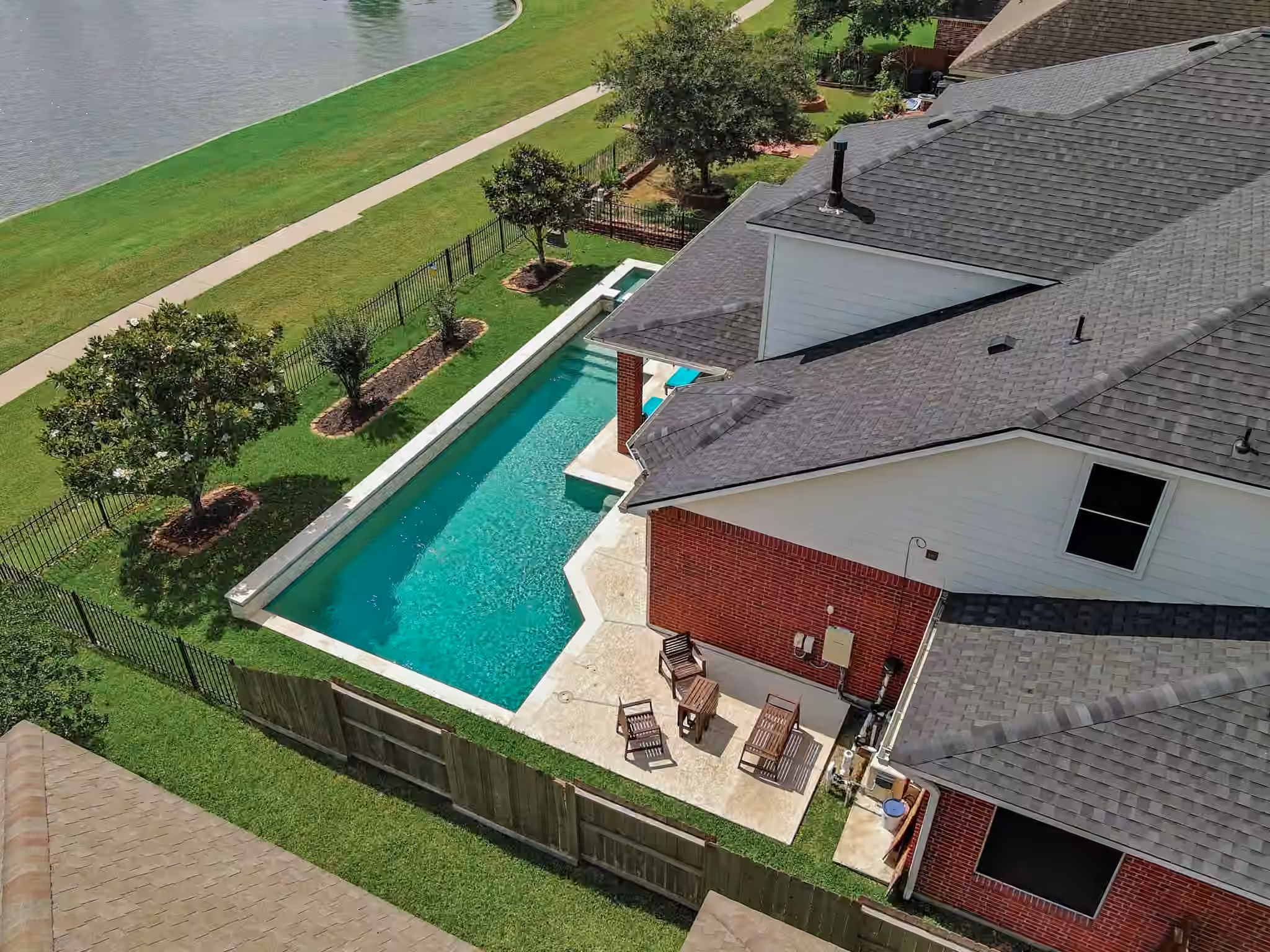 Photo of 17226 Elverson Oaks Drive, Tomball, TX 77377