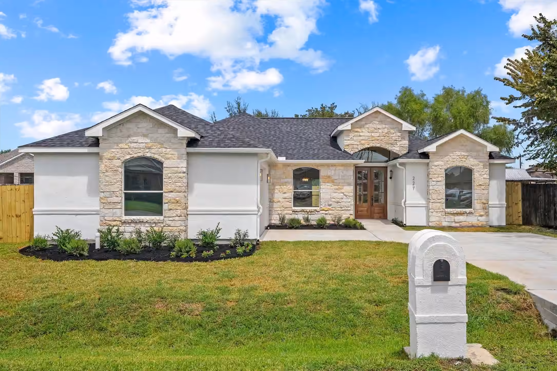 Photo of 227 Manor Avenue, Arcola, TX