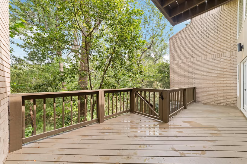 Photo 5 of 9374 Briar Forest Drive, Houston, TX