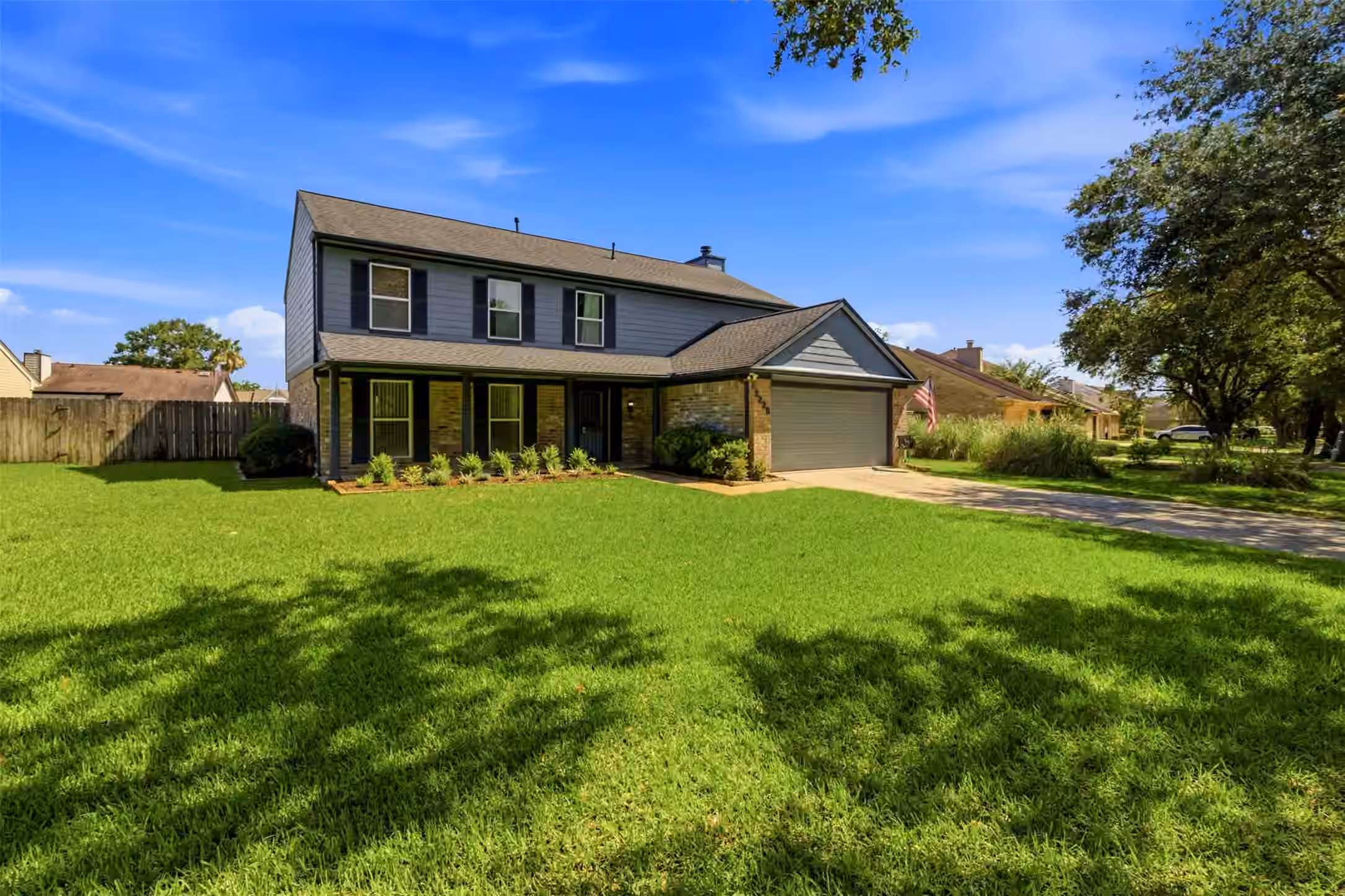 Photo 2 of 3226 Lakefield Way, Sugar Land, TX