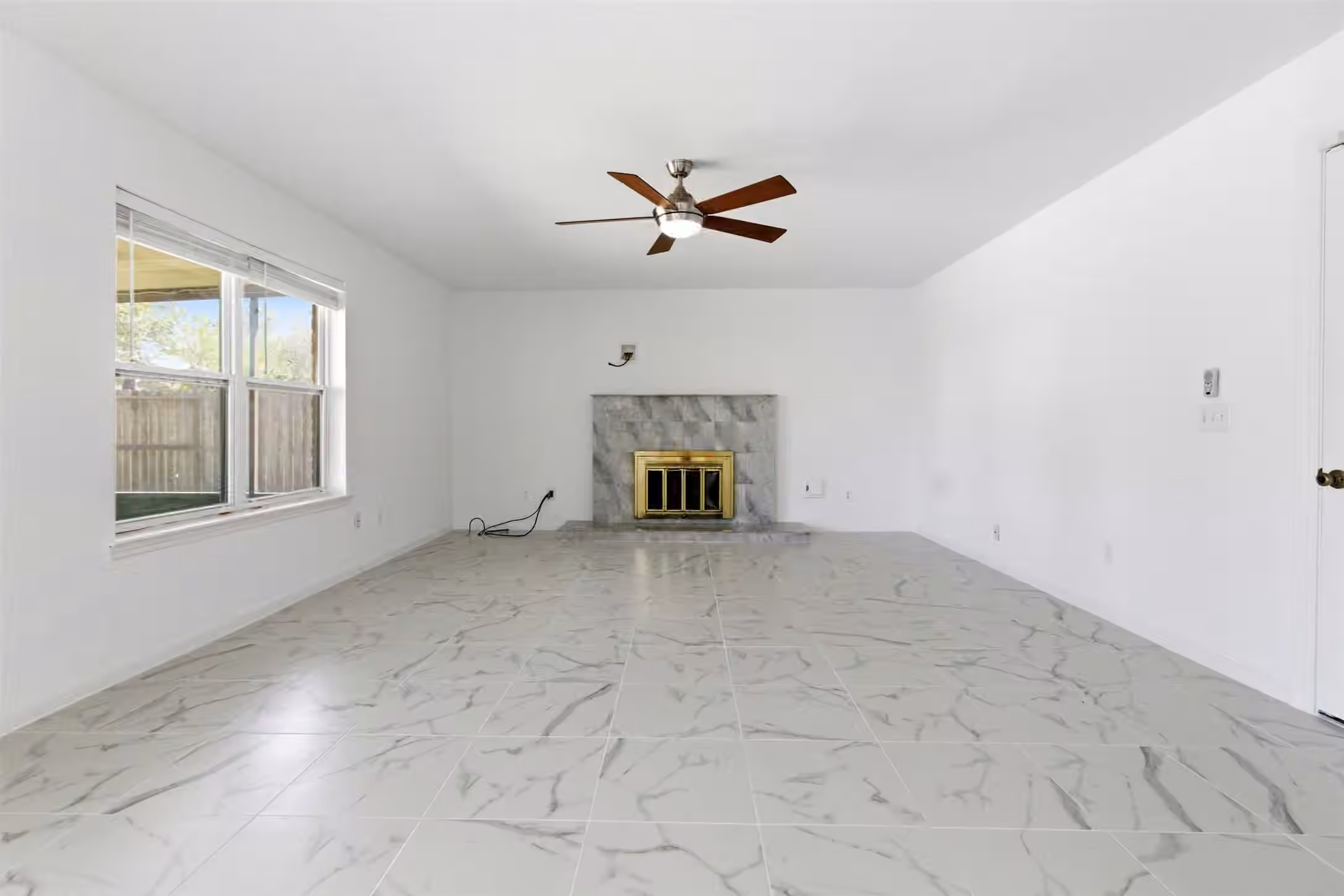 Photo 7 of 3226 Lakefield Way, Sugar Land, TX