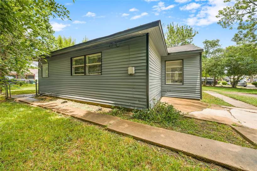 Photo 5 of 6003 Westover Street, Houston, TX