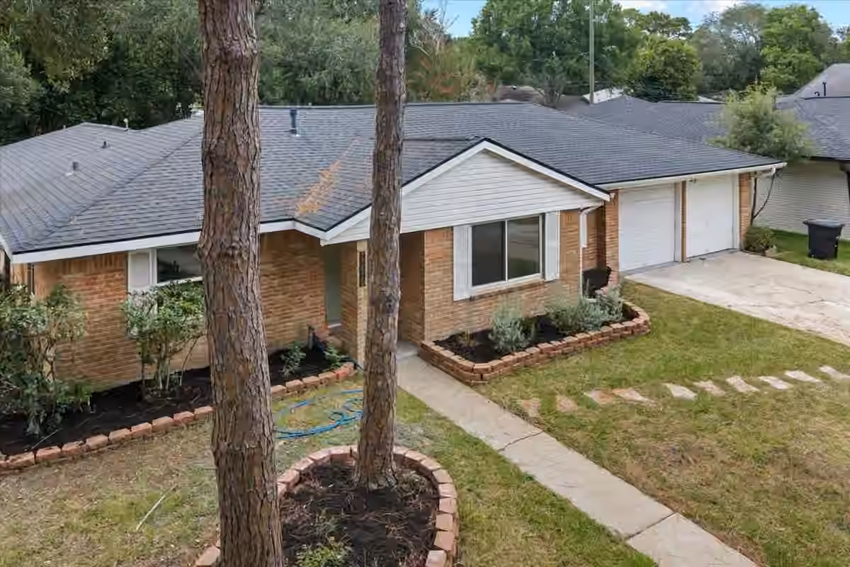 Photo 2 of 11510 Mullins Drive, Houston, TX