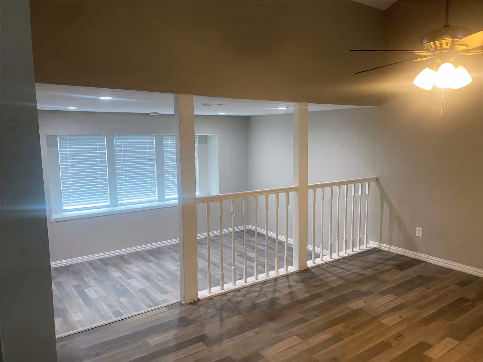 Photo 5 of 15907 Inwood Lane, Missouri City, TX