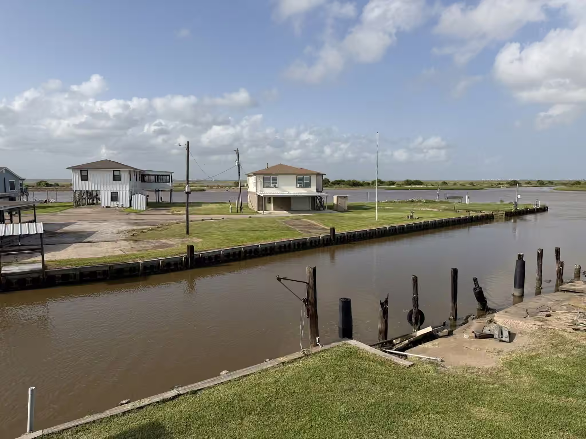 Photo 4 of 1597 County Road 441b, Brazoria, TX