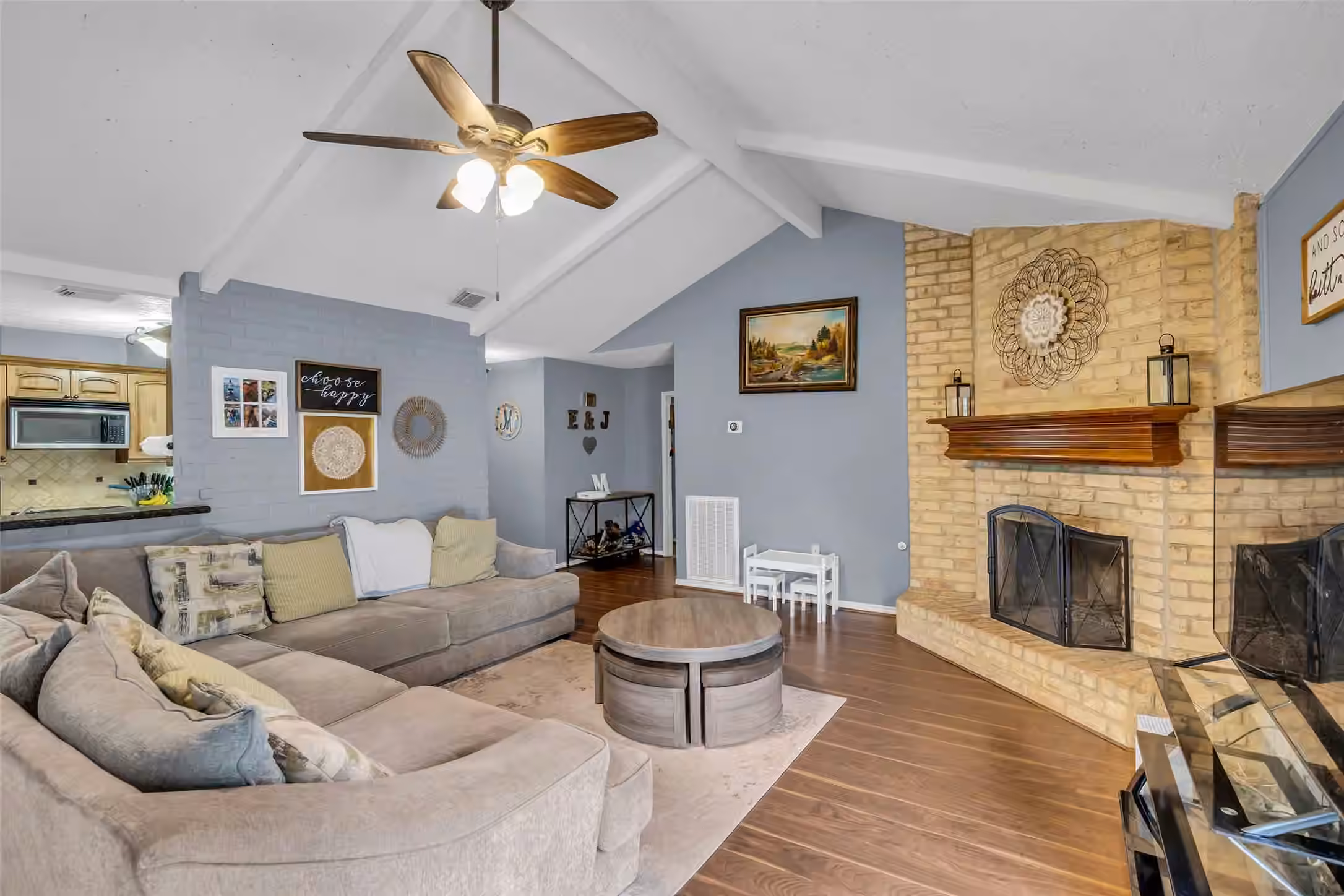 Photo 6 of 21807 Meadowhill Drive, Spring, TX