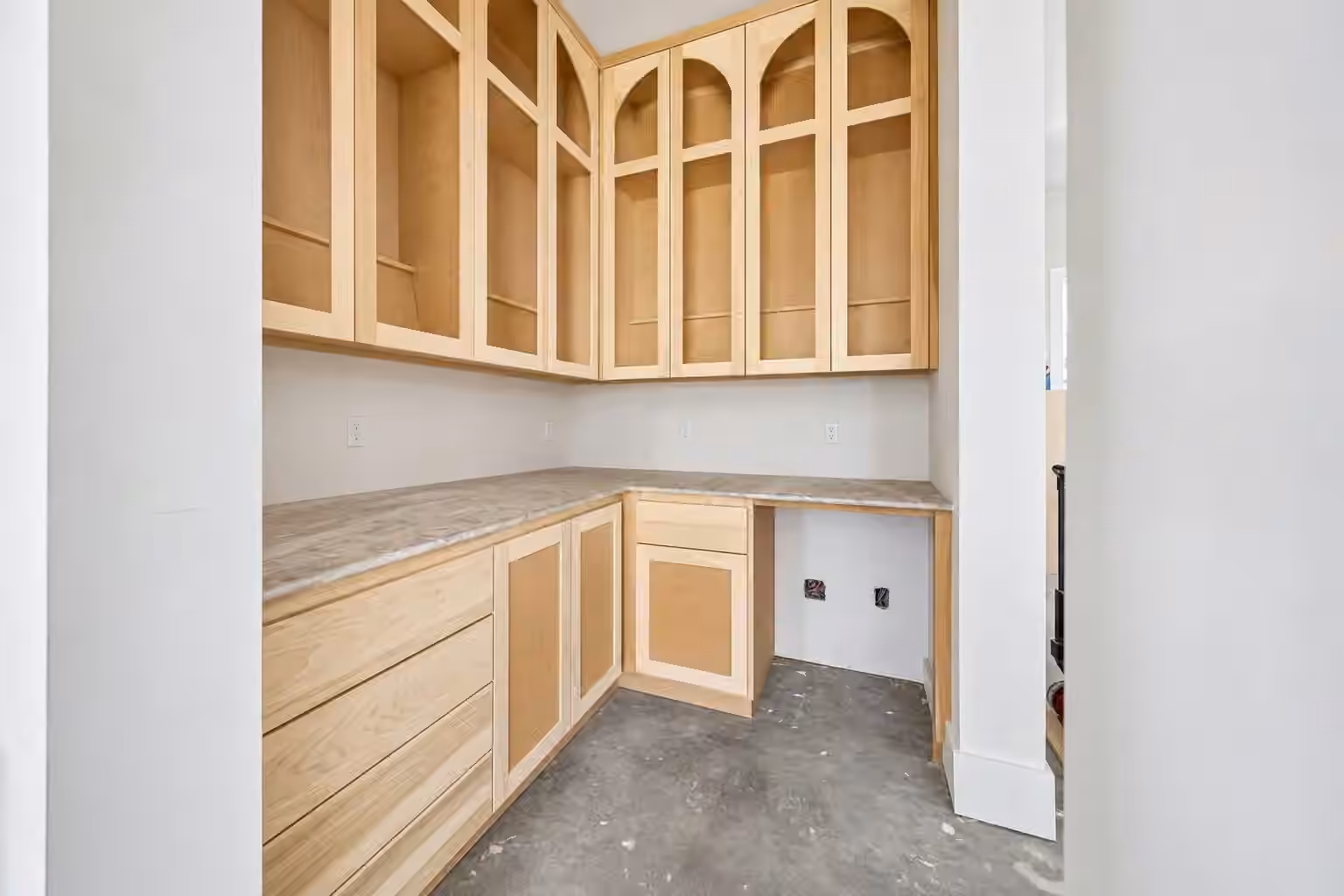 Photo 4 of 1335 Gardenia Drive, Houston, TX