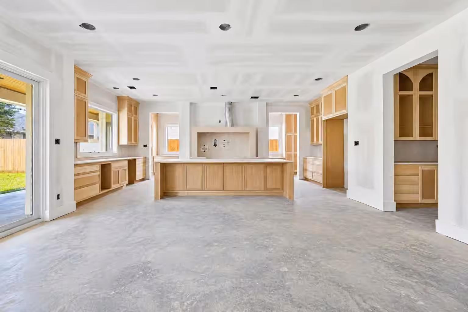 Photo 7 of 1335 Gardenia Drive, Houston, TX