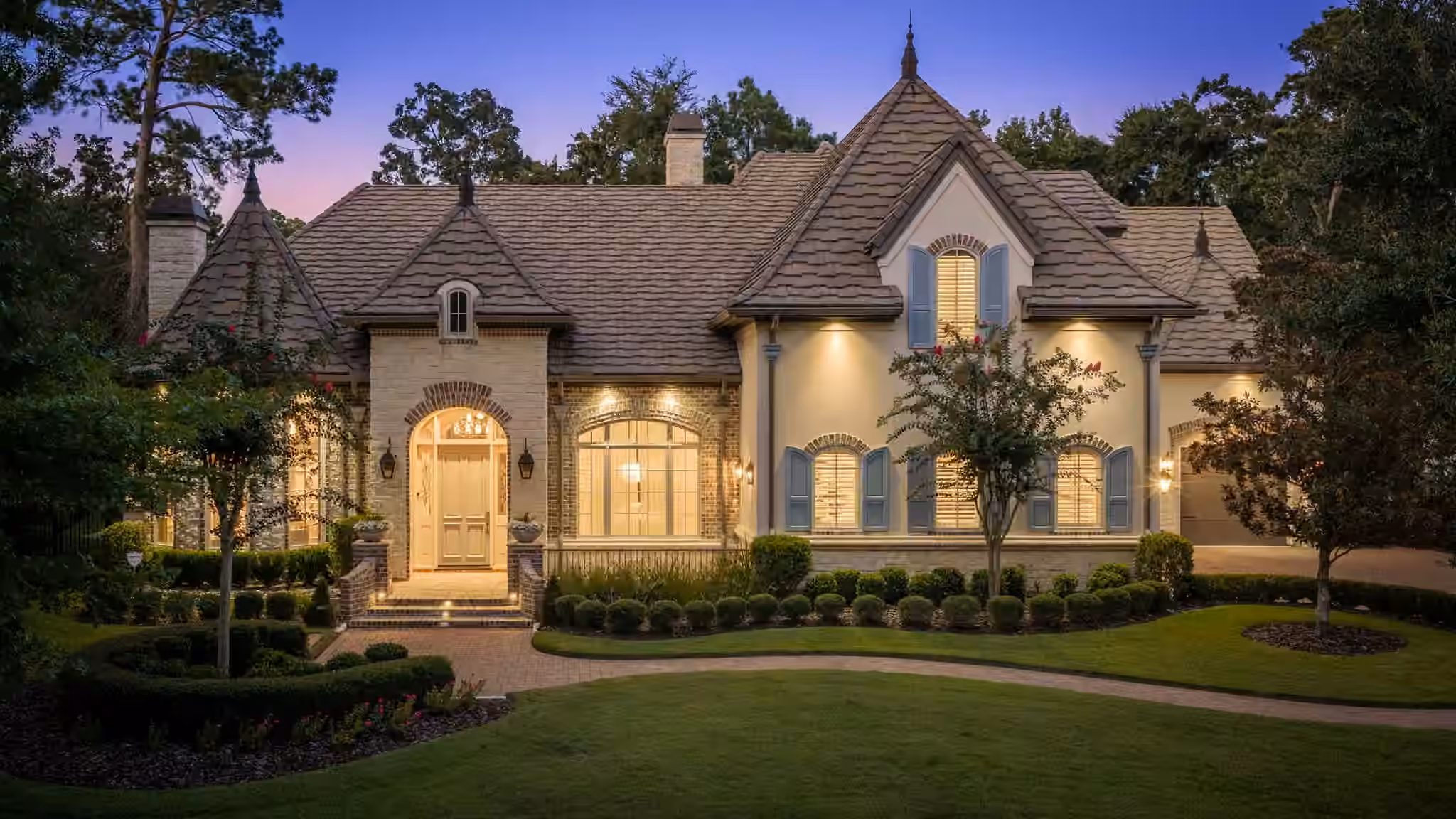 Photo of 26 N Palmiera Circle, The Woodlands, TX 77382