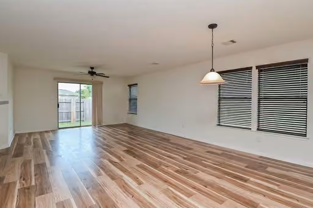 Photo 3 of 16630 Nanes Drive, Houston, TX