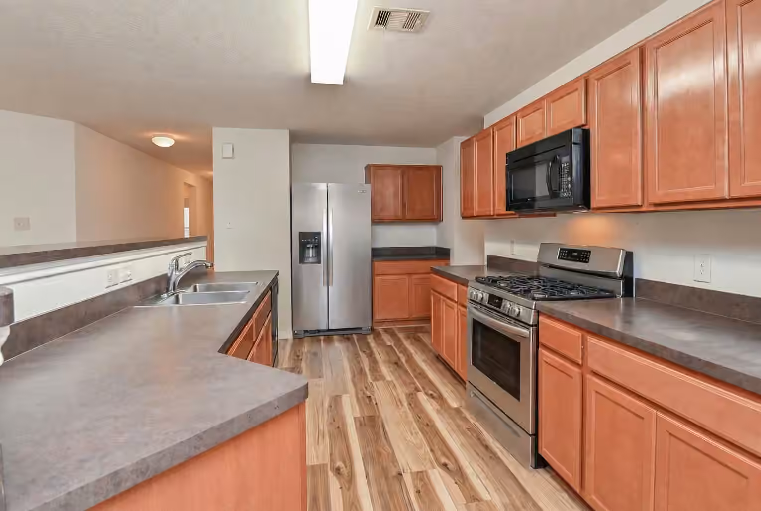Photo 6 of 16630 Nanes Drive, Houston, TX