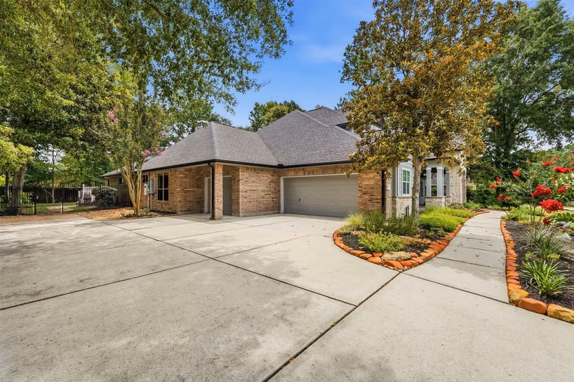 Photo 4 of 13249 Autumn Ash Drive, Conroe, TX