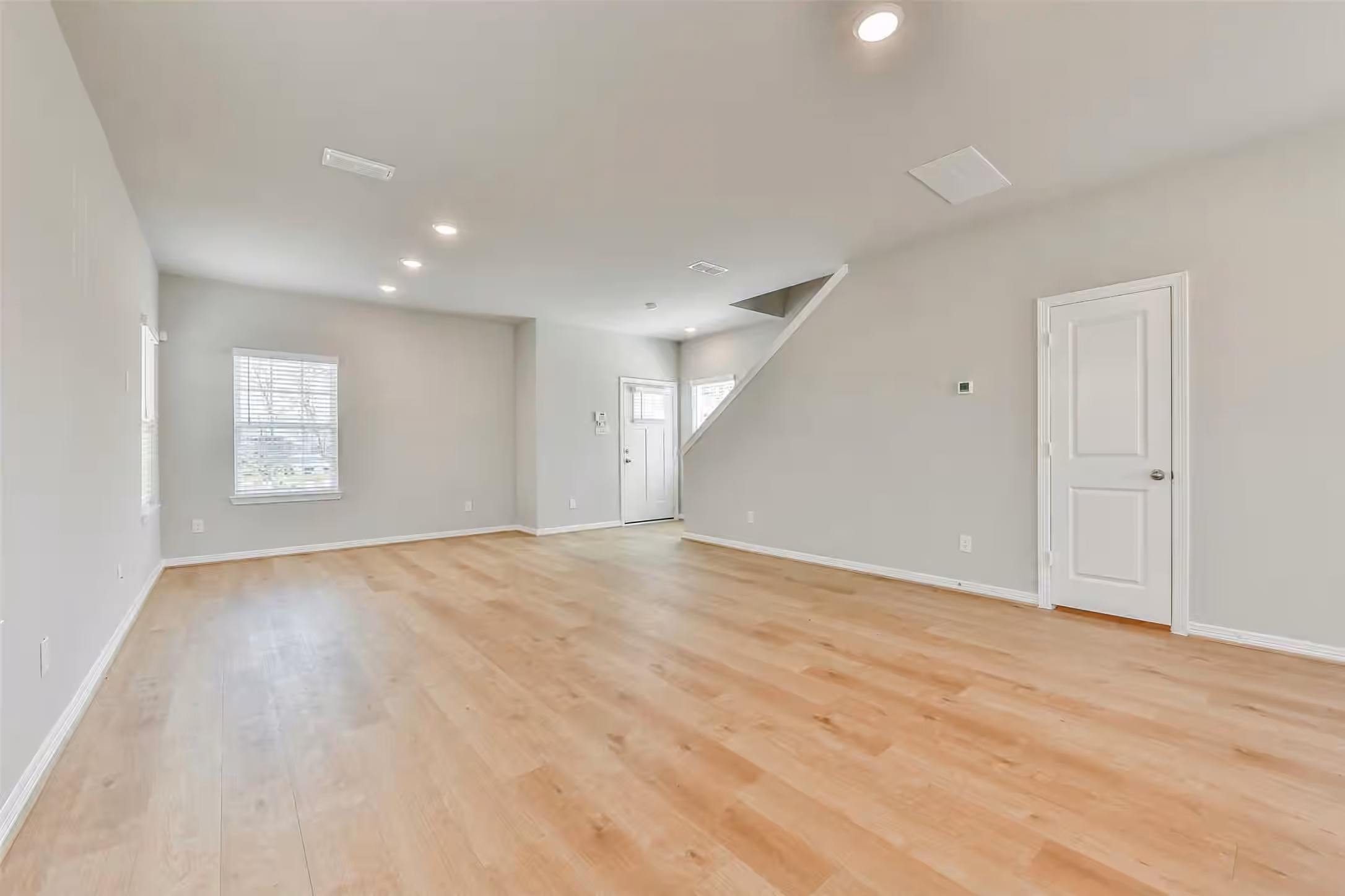 Photo 6 of 6410 Calhoun Road, Houston, TX