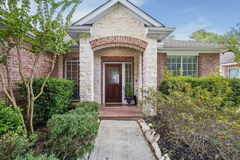 Photo 2 of 3214 Fair Falls Drive, Kingwood, TX