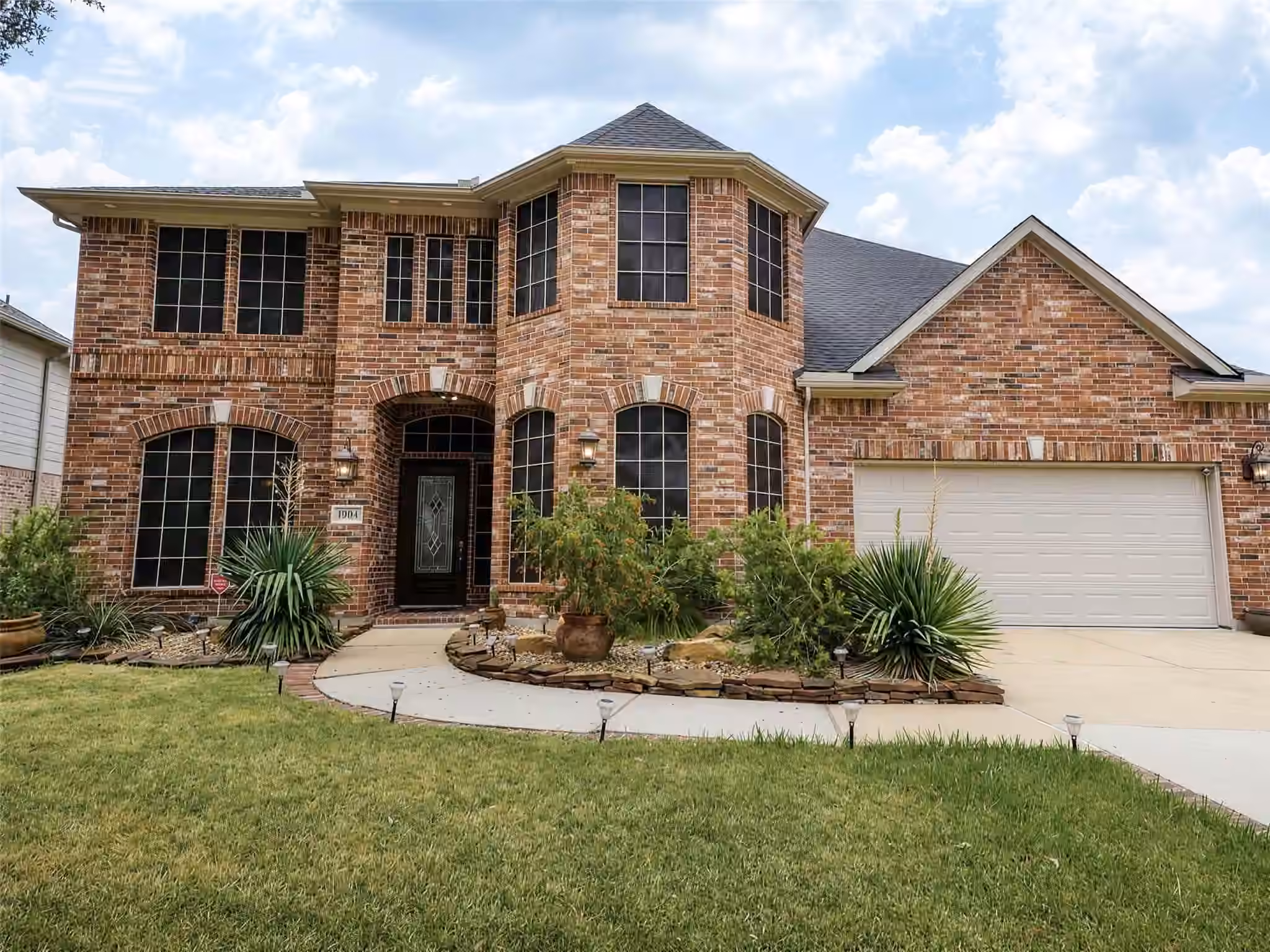 Photo of 1904 Keswick Court, Pearland, TX