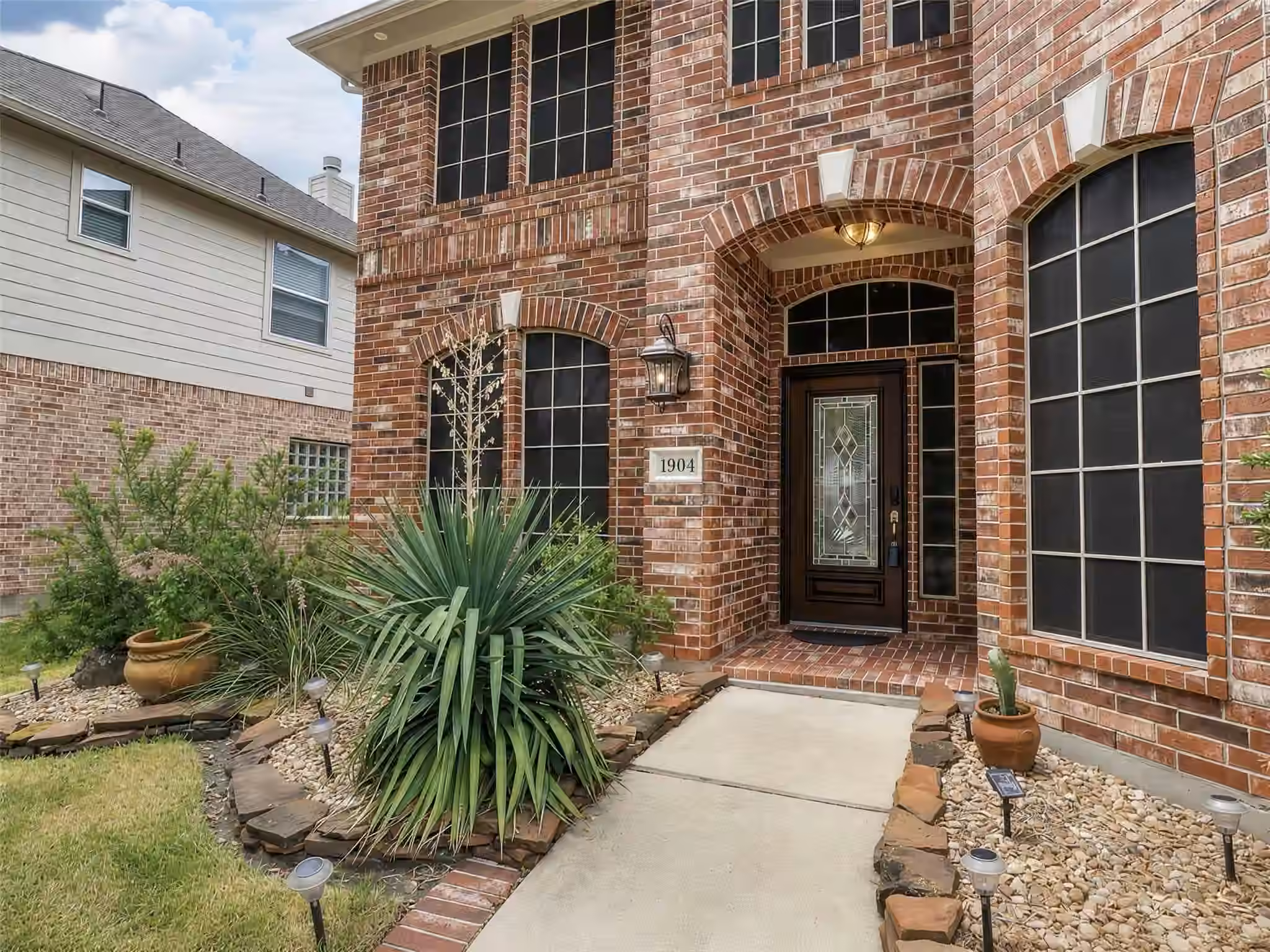 Photo 4 of 1904 Keswick Court, Pearland, TX