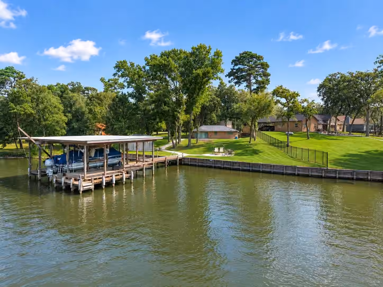 Photo 2 of 332 Red Oak Lane, Trinity, TX