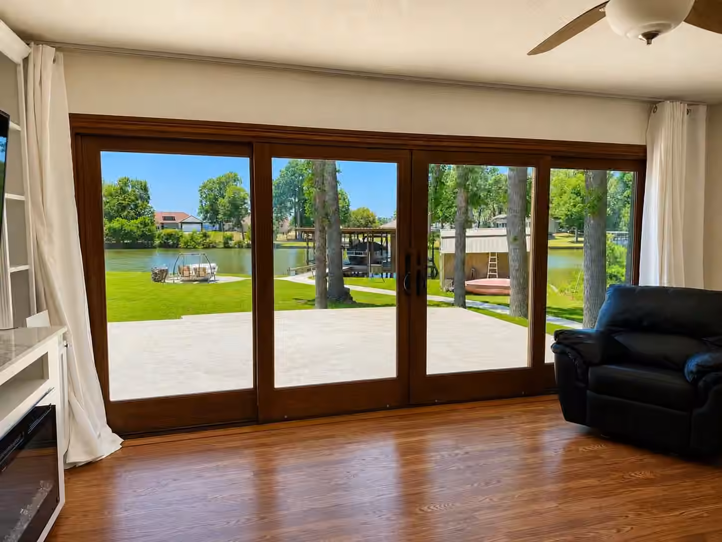 Photo 3 of 332 Red Oak Lane, Trinity, TX