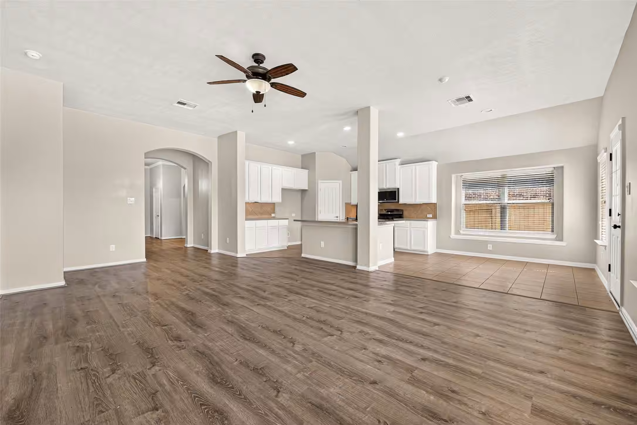 Photo 6 of 18115 Garnet Red Road, Cypress, TX