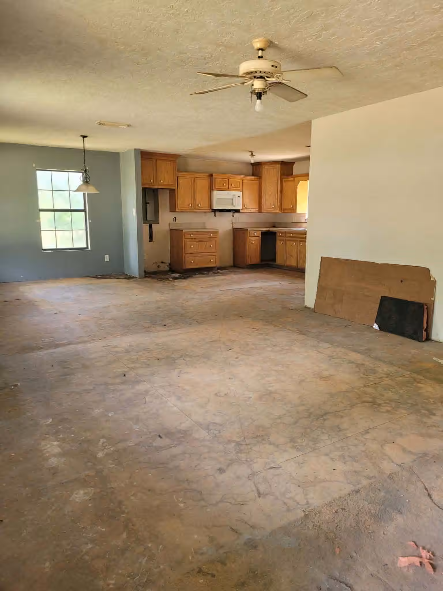 Photo 3 of 15540 Firetower Road, Conroe, TX
