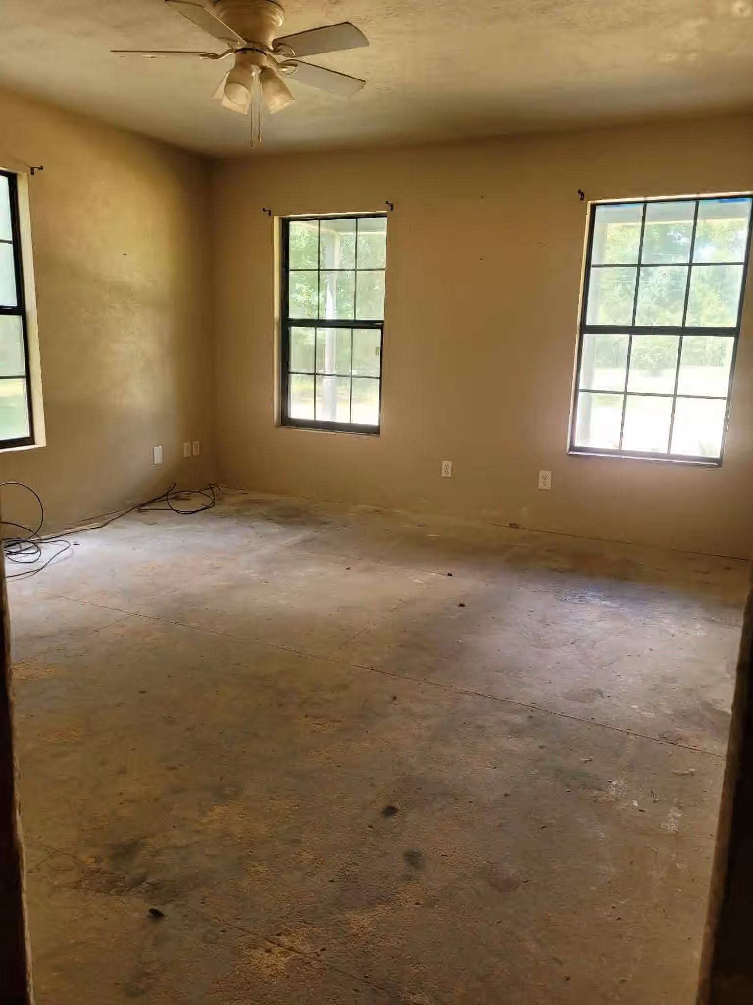 Photo 6 of 15540 Firetower Road, Conroe, TX