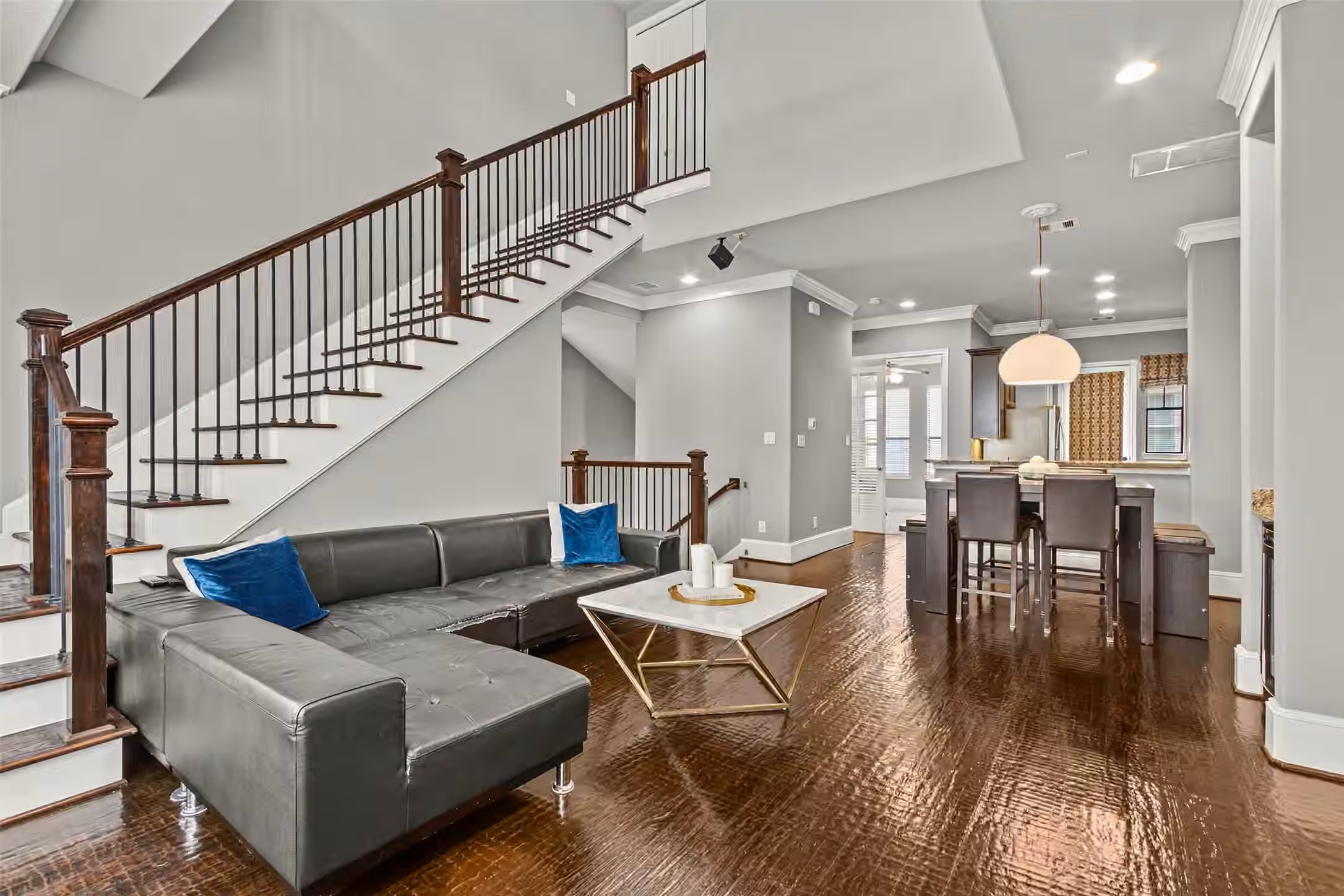 Photo 7 of 1049 W 22nd Street I, Houston, TX