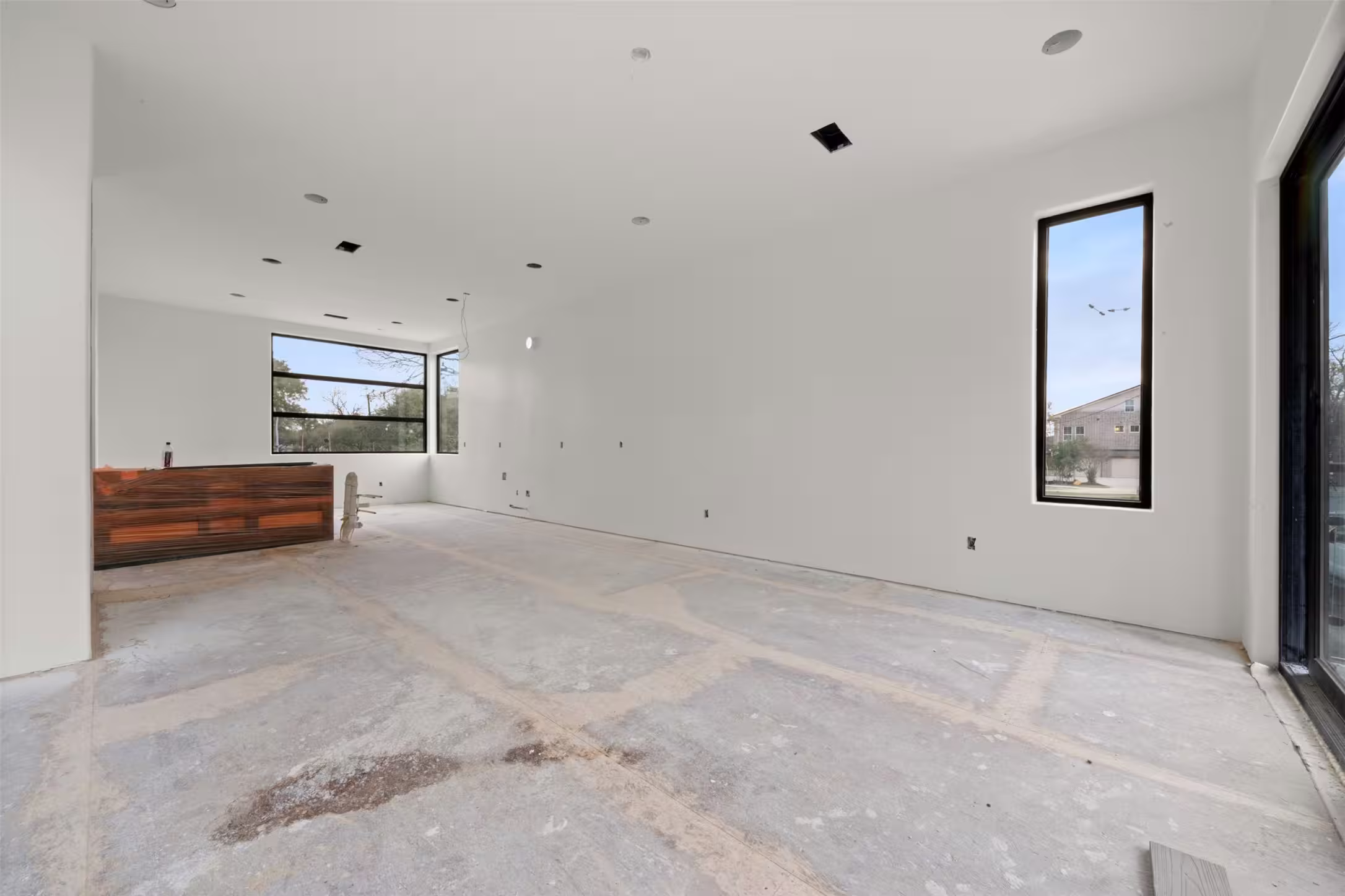 Photo 4 of 5030 Braesheather Drive, Houston, TX