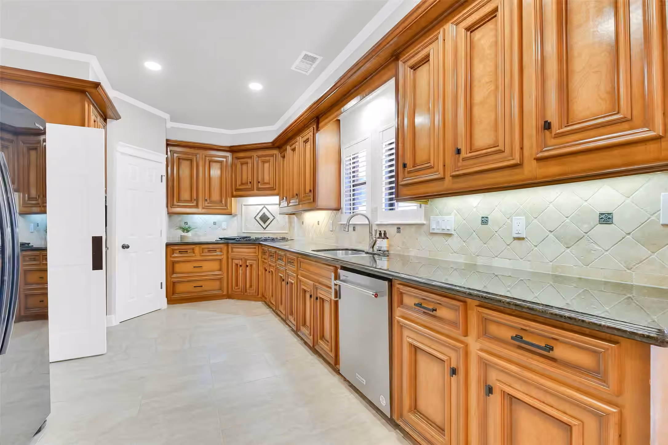 Photo 6 of 202 Victoria Way, Friendswood, TX