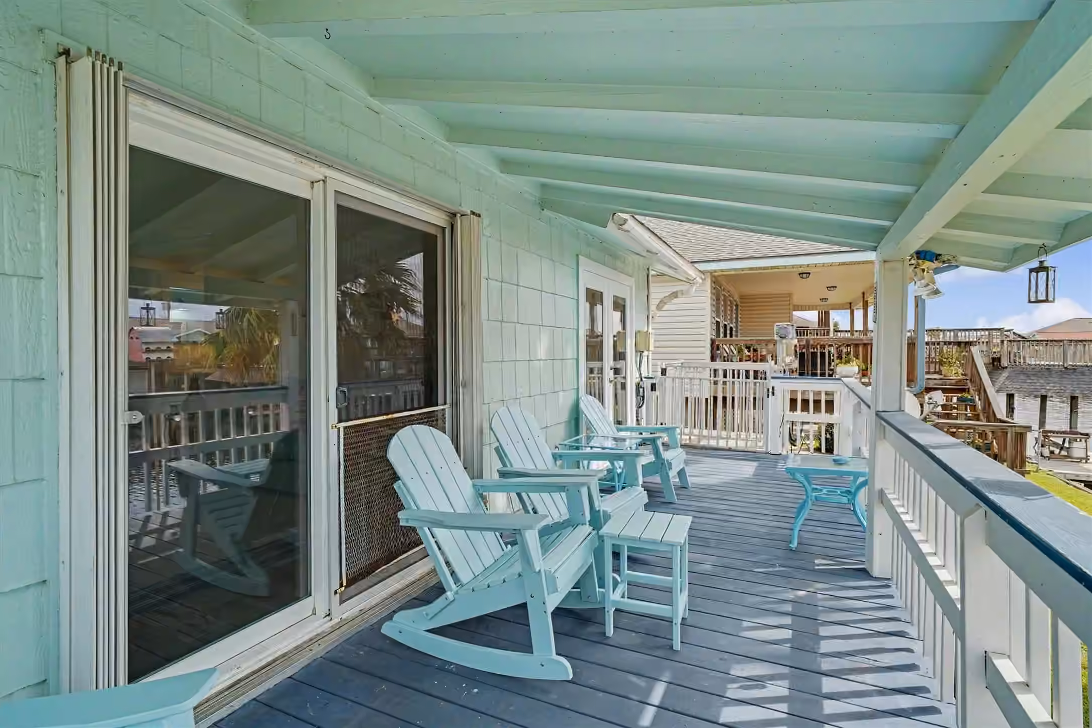 Photo 5 of 531 Pompano Street, Bayou Vista, TX
