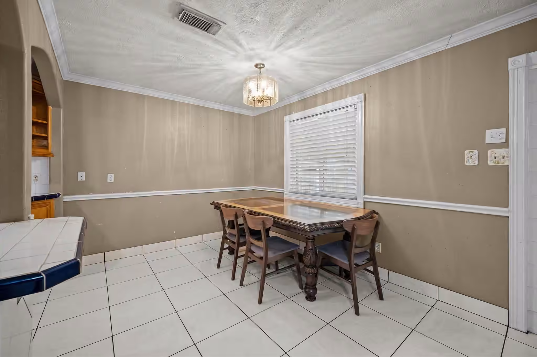 Photo 5 of 1322 Saddle Rock Drive, Houston, TX