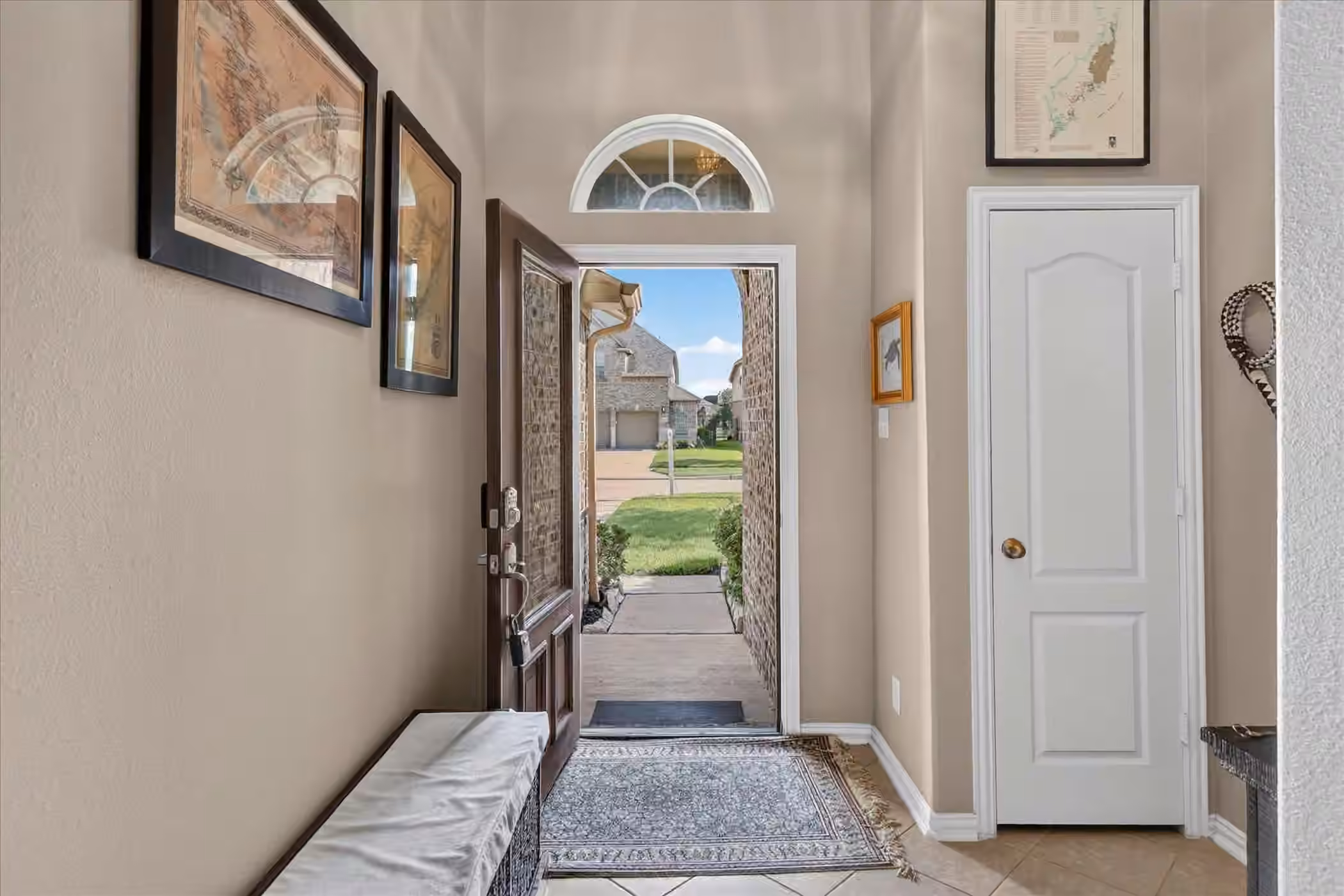 Photo 4 of 9635 Clear Diamond, Rosharon, TX