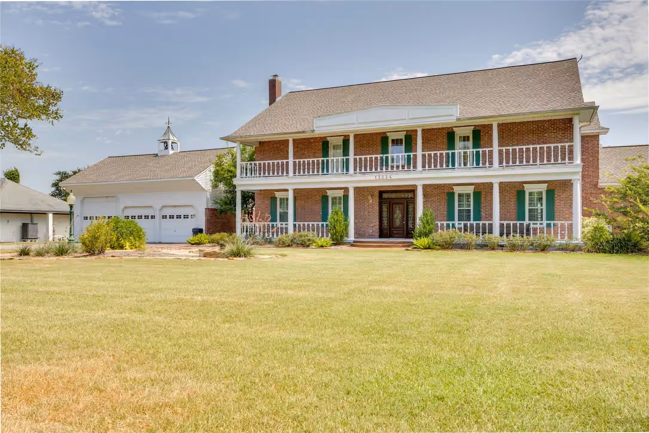 Photo of 13224 Bay Place Drive, Beach City, TX