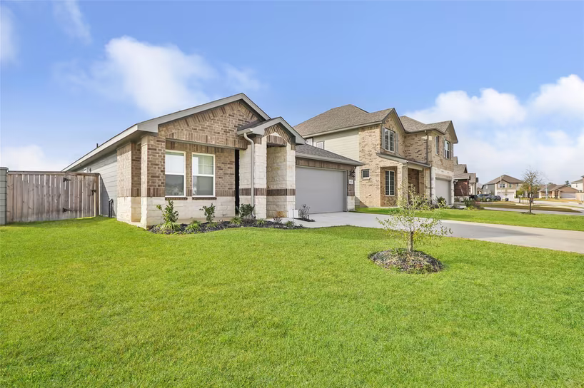 Photo 2 of 18903 Austin Ridge Drive, Crosby, TX