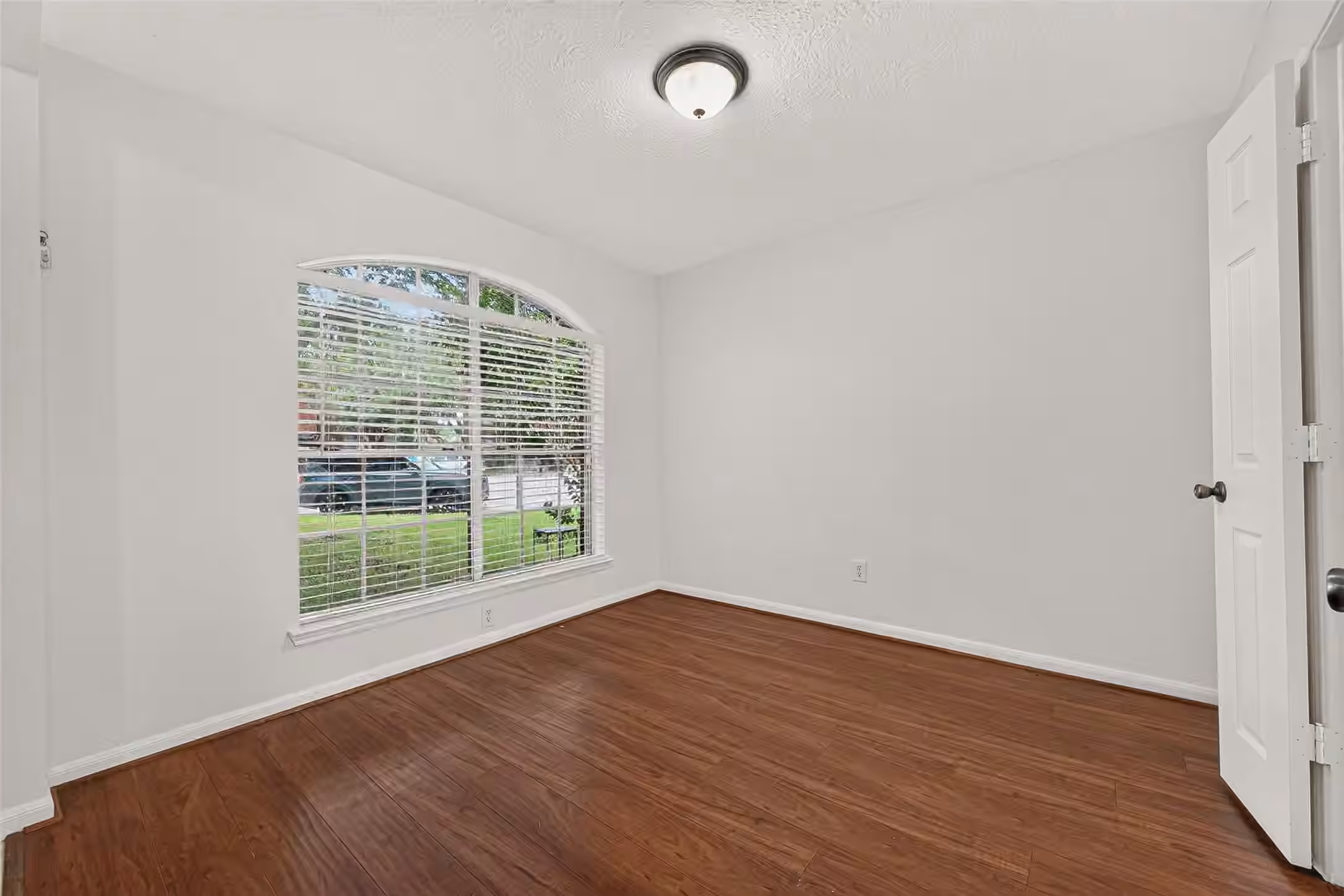 Photo 6 of 5715 Black Canyon Court, Sugar Land, TX