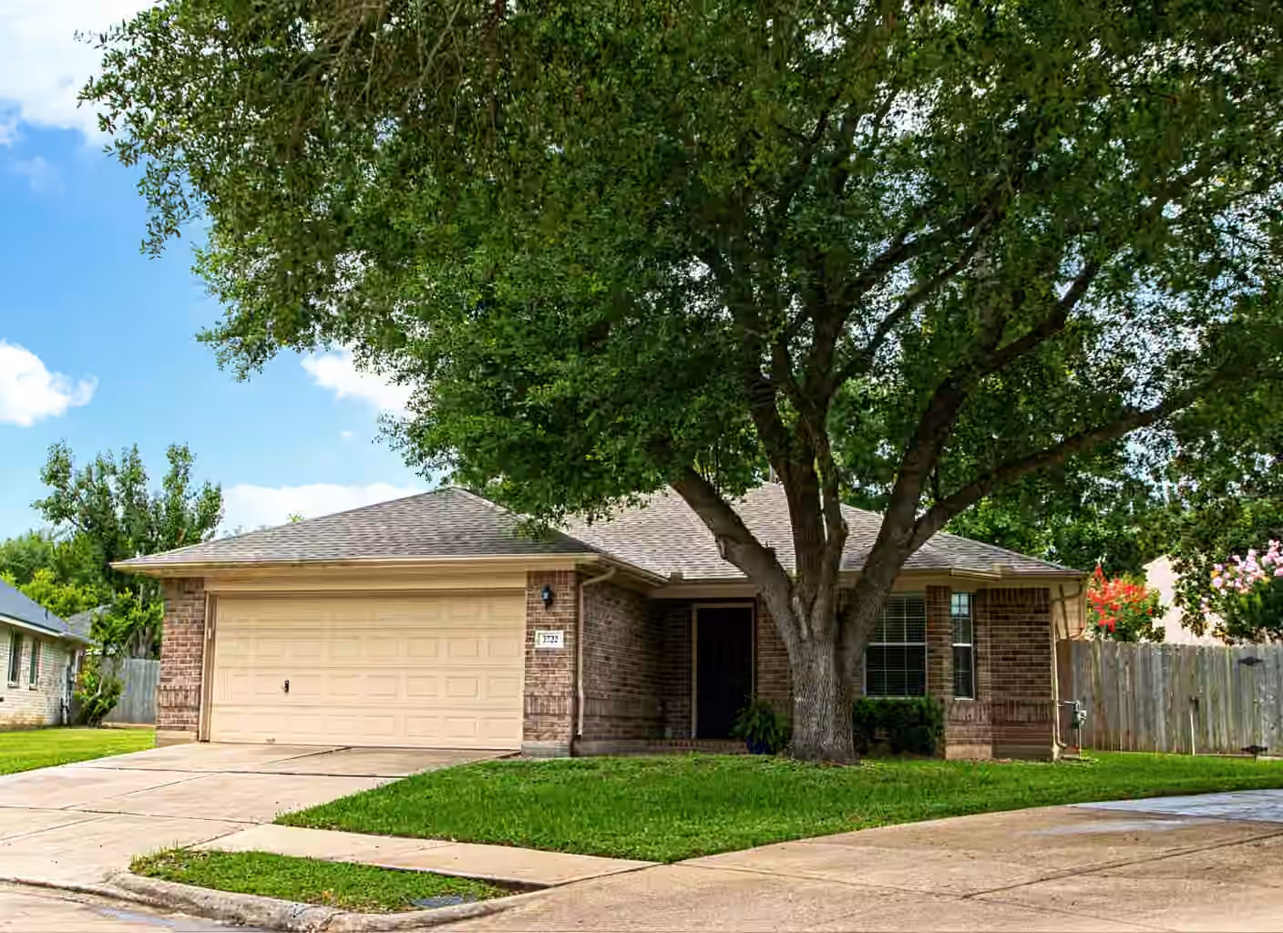 Photo of 2722 Falling Forest Court, Richmond, TX