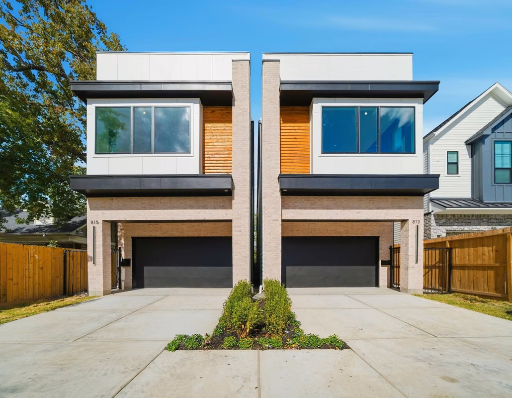 Photo of 1120 E 26th Street, Houston, TX