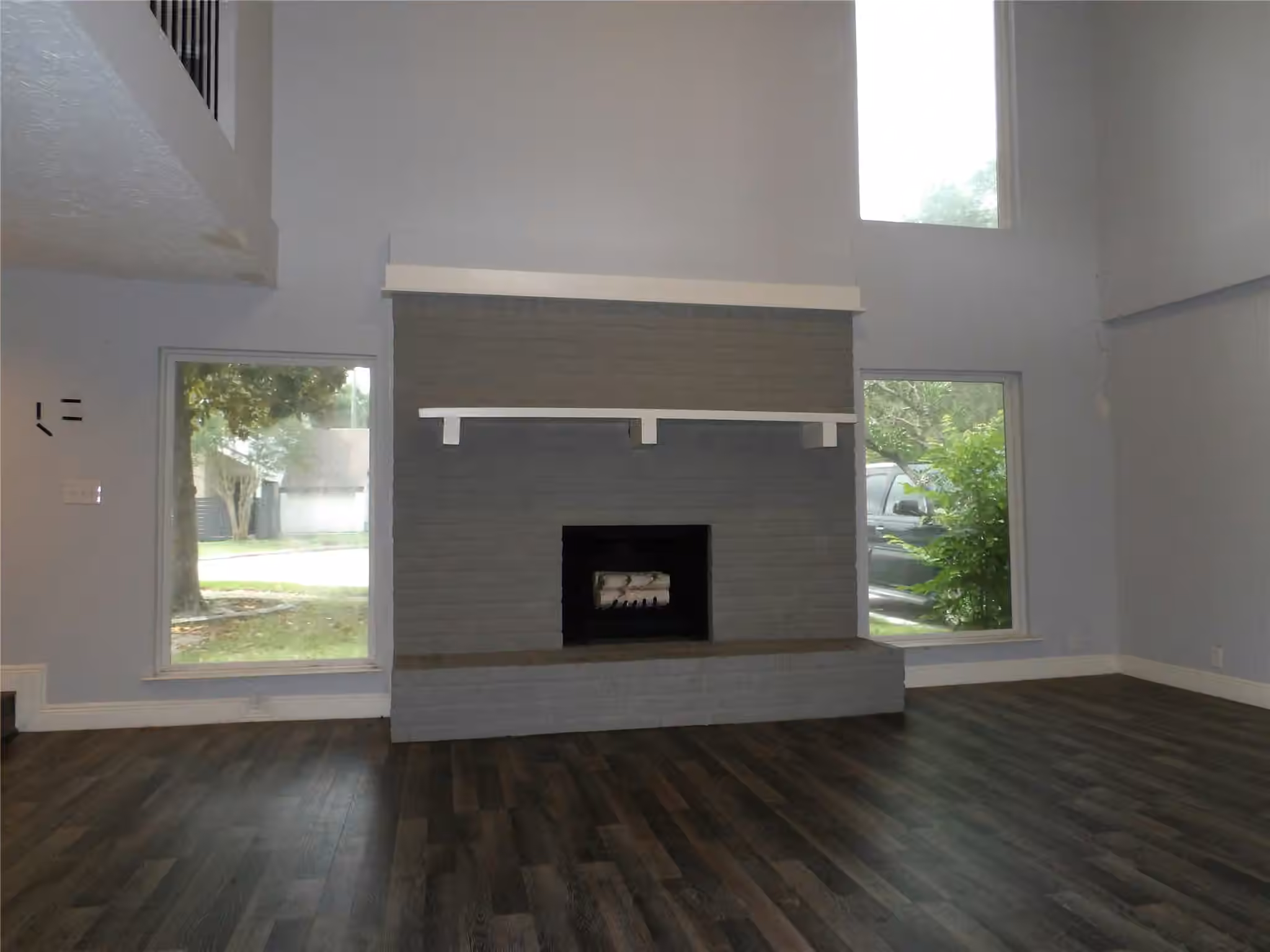 Photo 3 of 10758 Boardwalk Street, Houston, TX