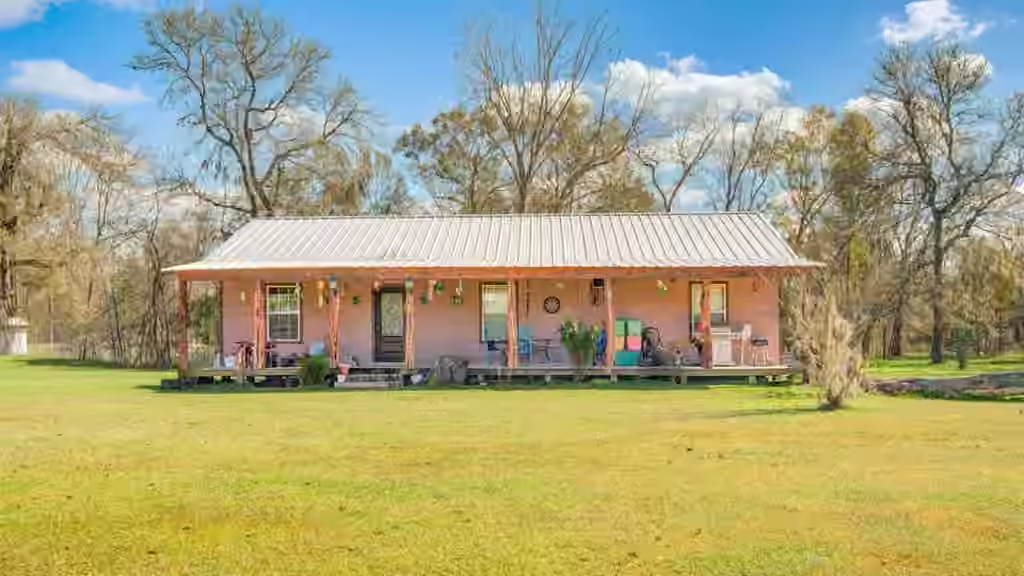 Photo of 181 County Road 472, Sweeny, TX