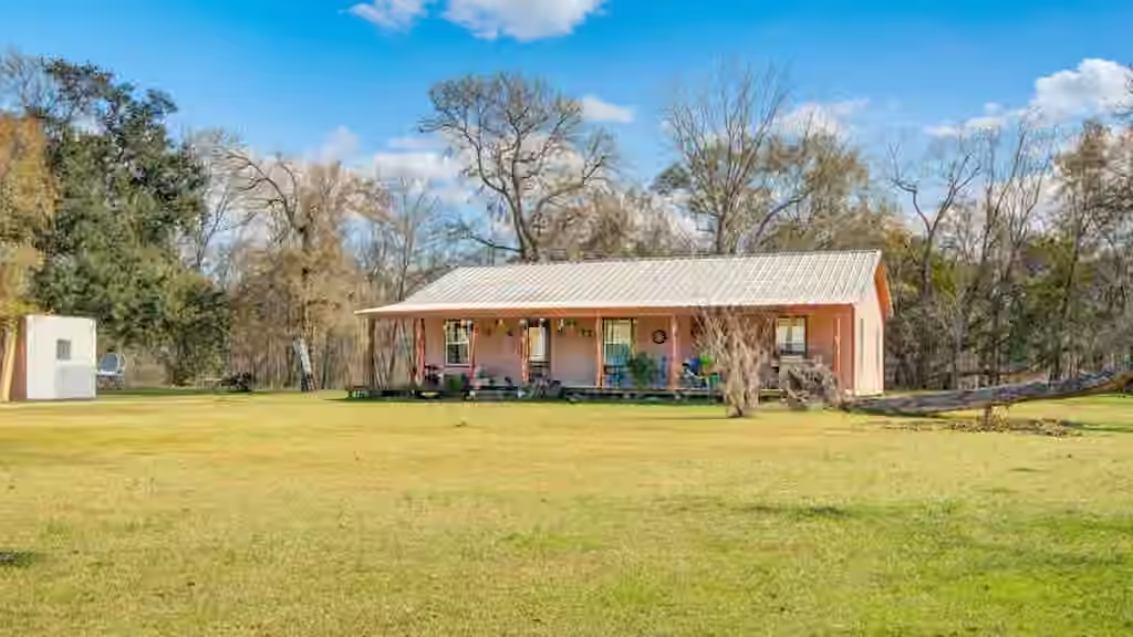 Photo 7 of 181 County Road 472, Sweeny, TX