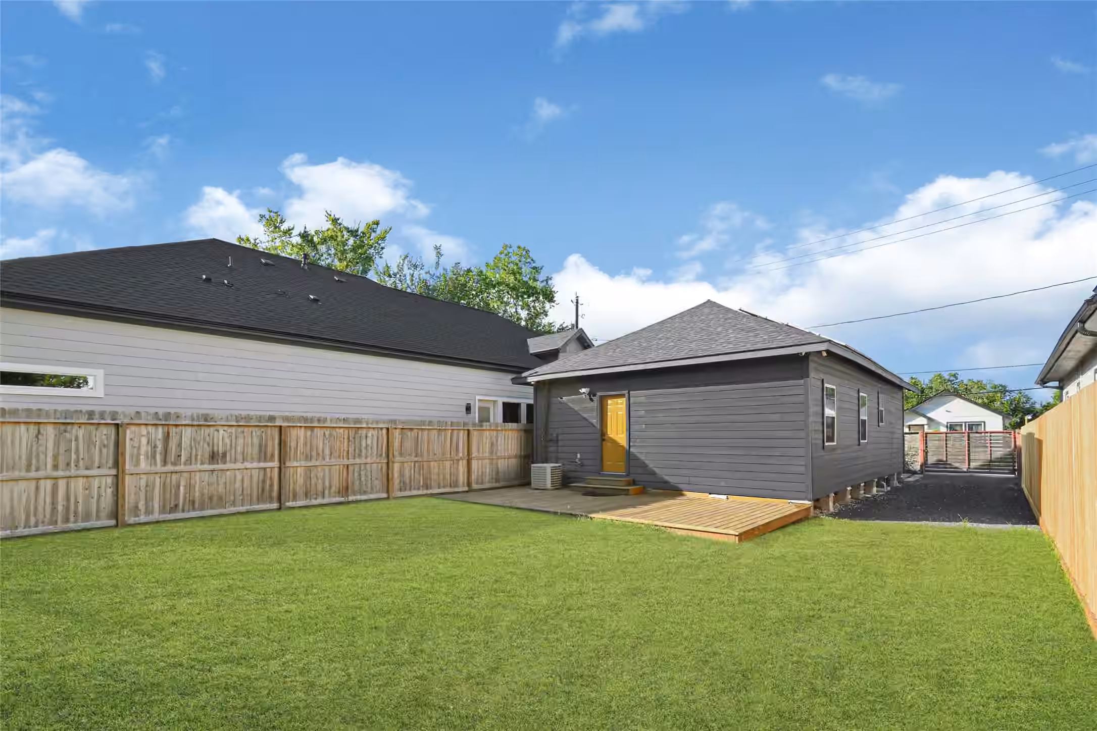 Photo 7 of 3412 Simmons Street, Houston, TX