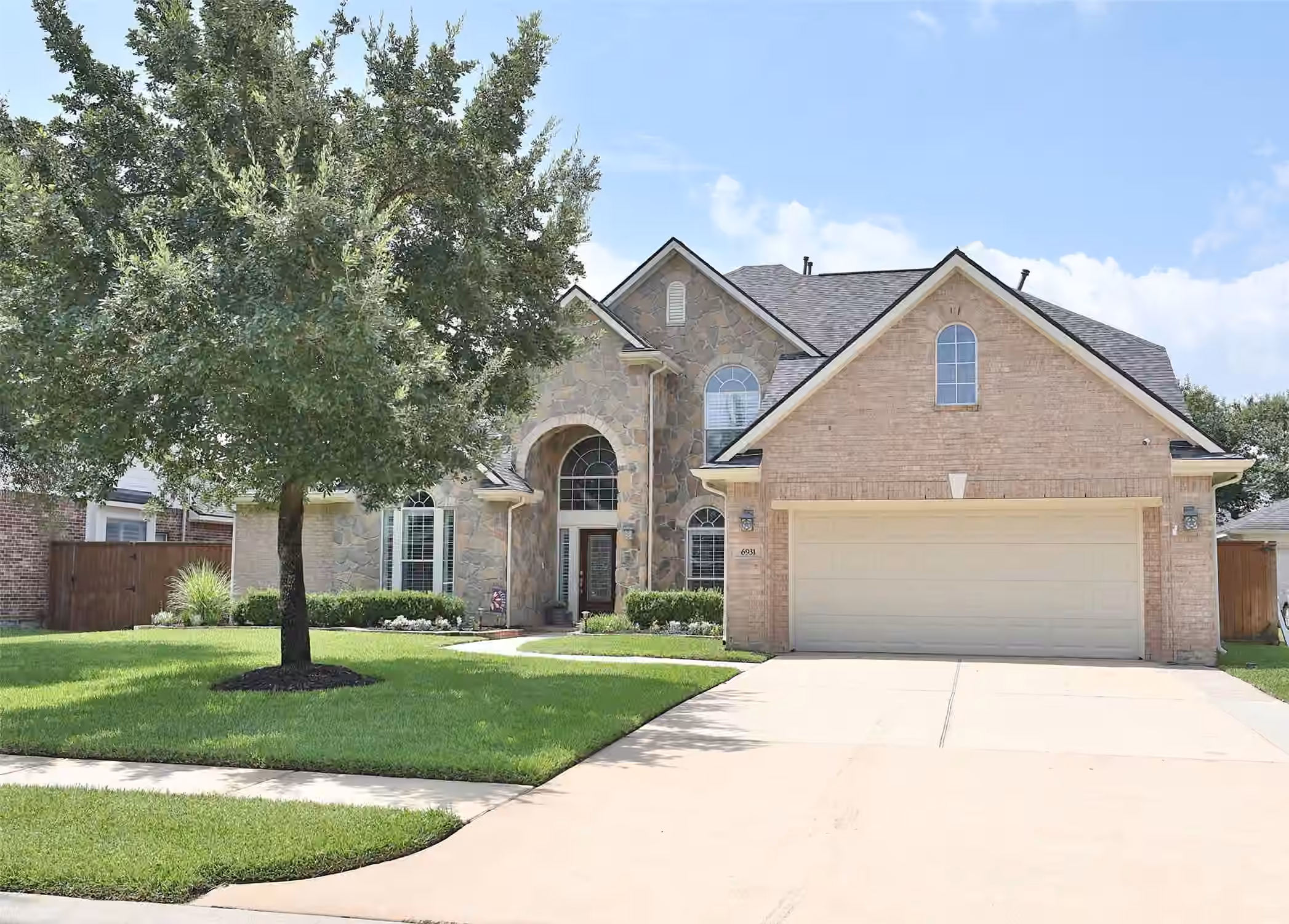 Photo of 6931 Lotus Creek Court, Spring, TX