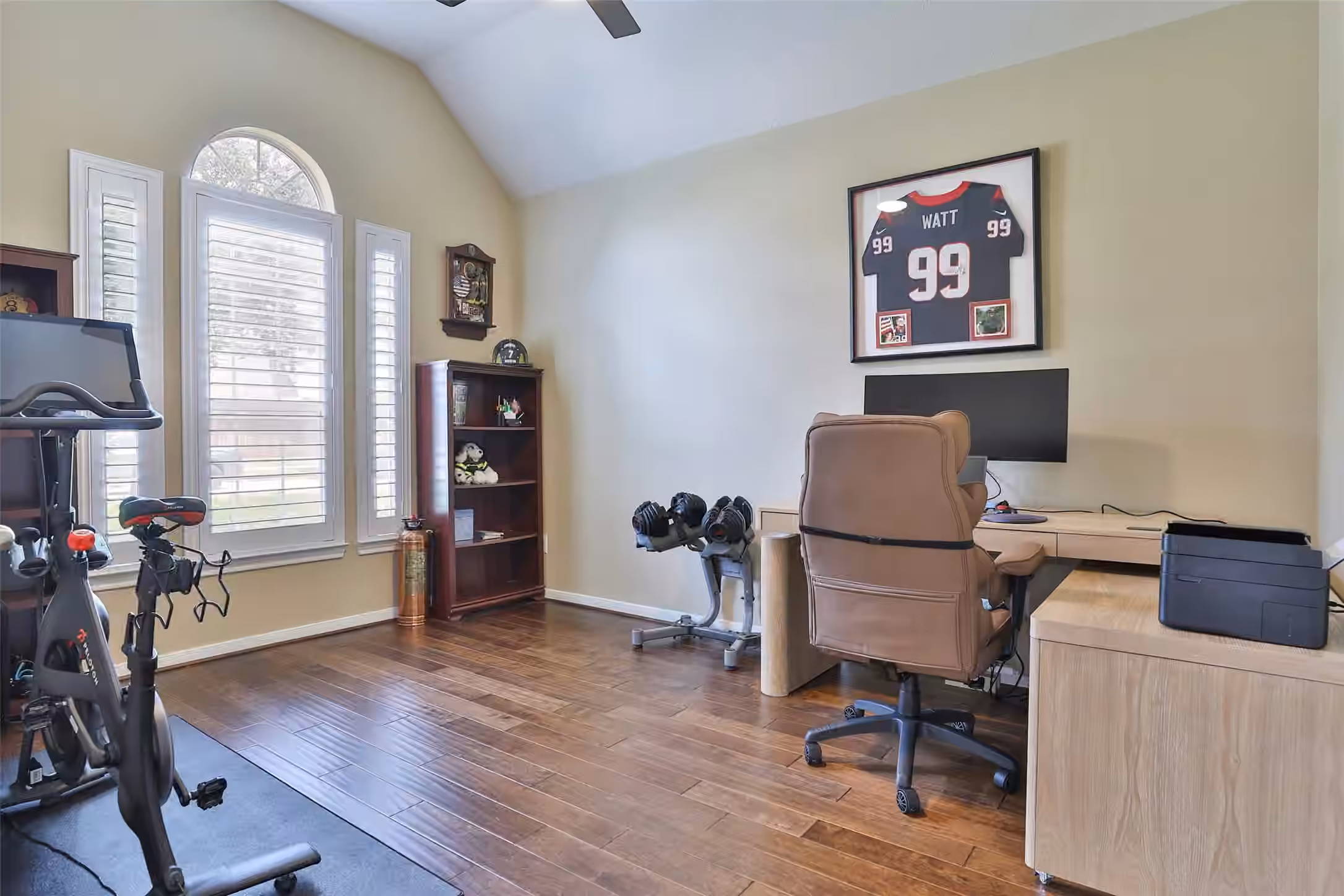 Photo 4 of 6931 Lotus Creek Court, Spring, TX
