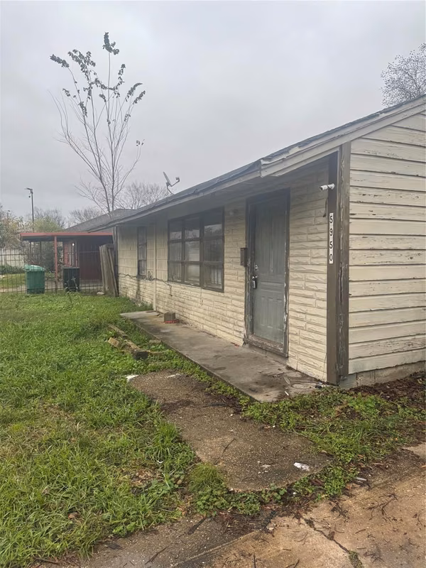 Photo 3 of 5950 Doolittle Boulevard, Houston, TX
