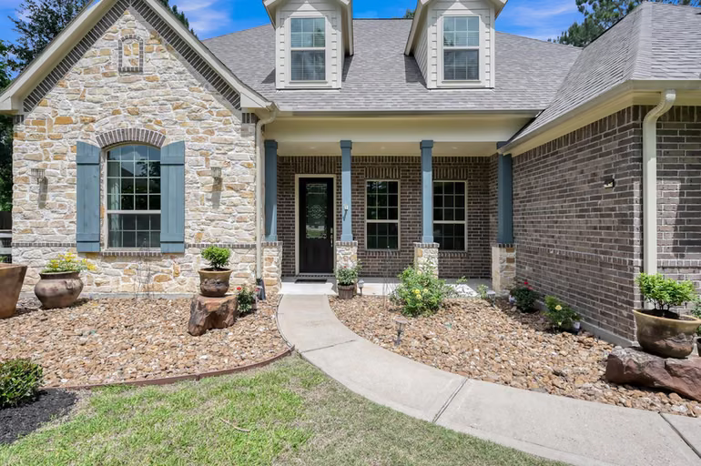 Photo 5 of 409 Ridgelake Scenic Drive, Montgomery, TX