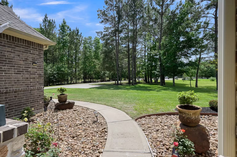 Photo 6 of 409 Ridgelake Scenic Drive, Montgomery, TX