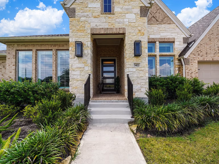 Photo of 5422 Farm Hill Way, Fulshear, TX