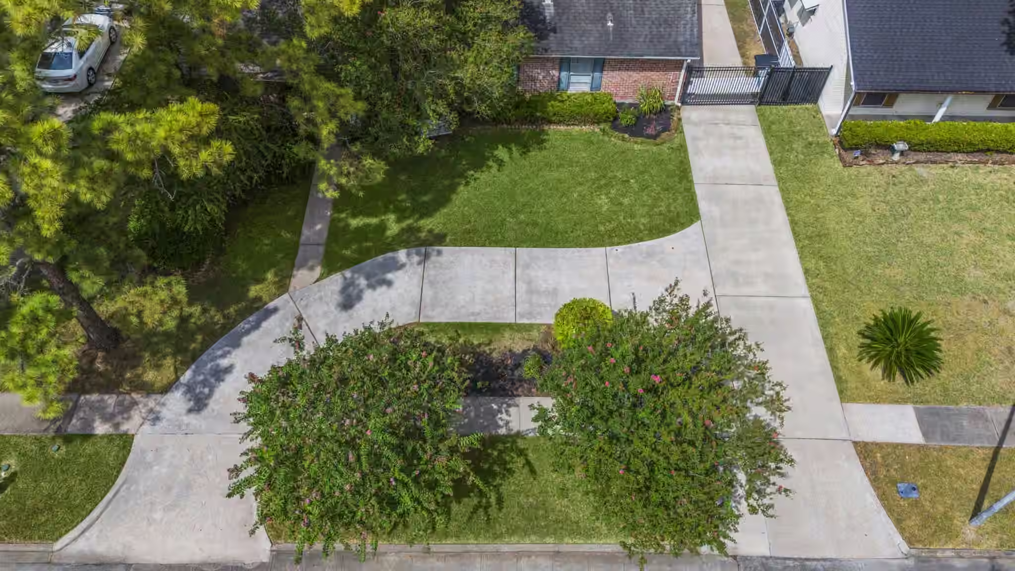 Photo 2 of 6102 Redding Road, Houston, TX