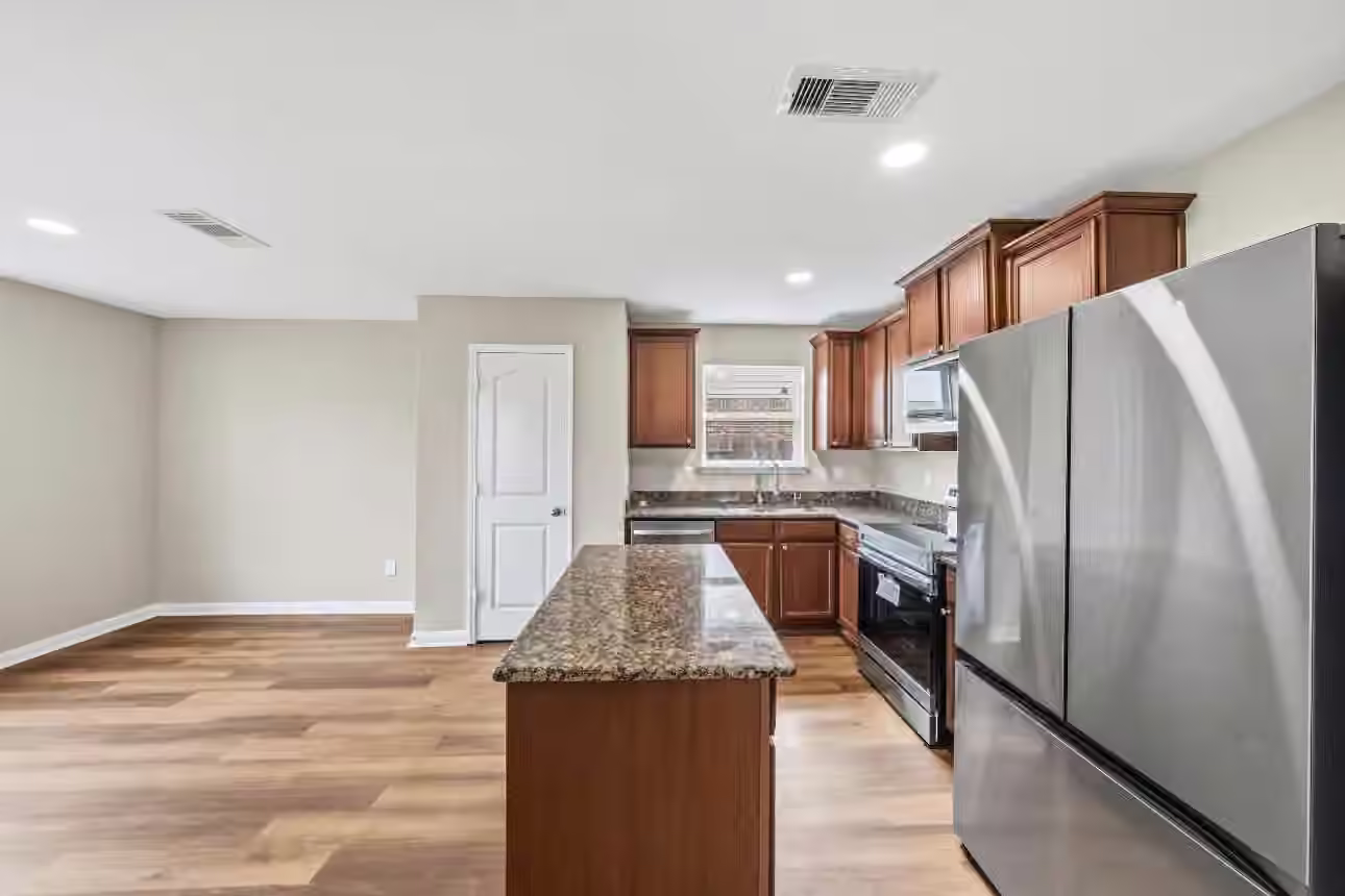 Photo 5 of 9507 Garnet Grove Drive, Rosharon, TX